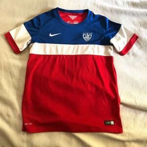 Nike US Women's National Team Soccer Jersey 2014 (Youth XL)